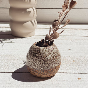 soleil bud vase | speckled