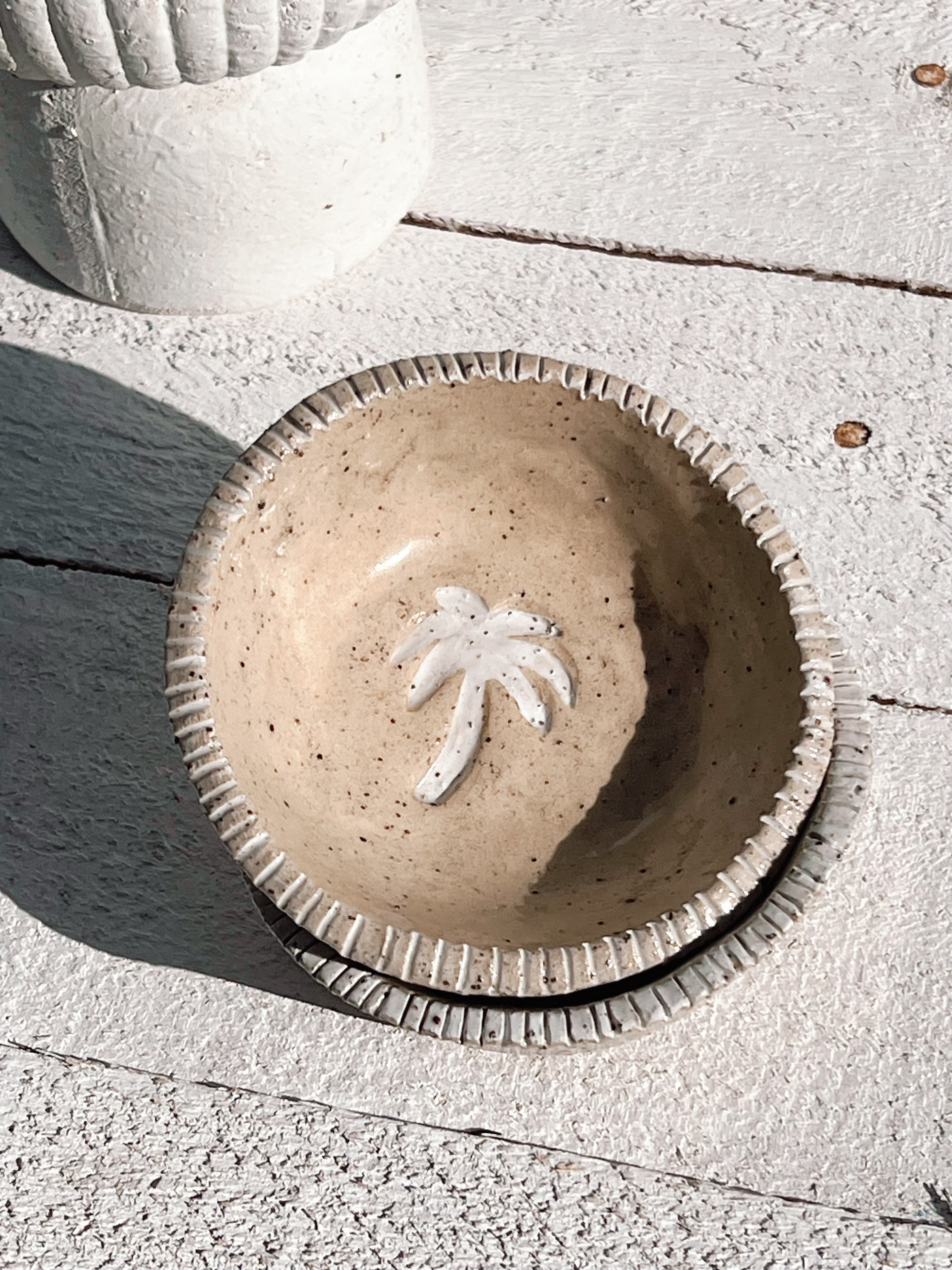 soleil small palm bowl | sand