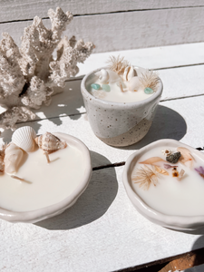 seashell pinched ceramic soy candle | surf wax